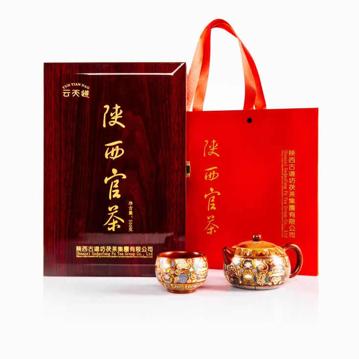 Thé détox chinois biologique saveur exquise Thé dans la boîte-cadeau de fin d'emballage Durée de conservation longue et conditions de stockage appropriées
