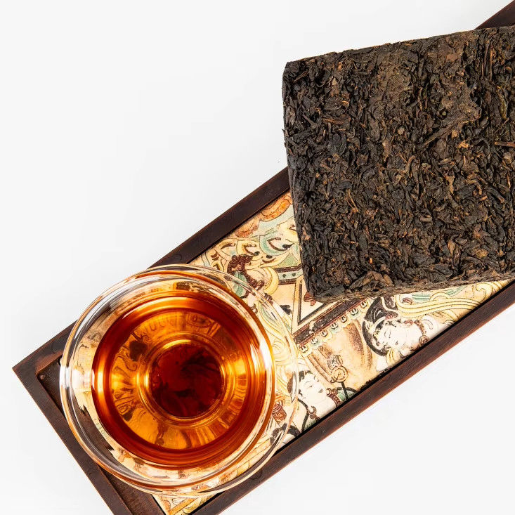 Thé noir traditionnel chinois chaud digestion Thé avec processus de production ancien et matières premières naturelles sélectionnées